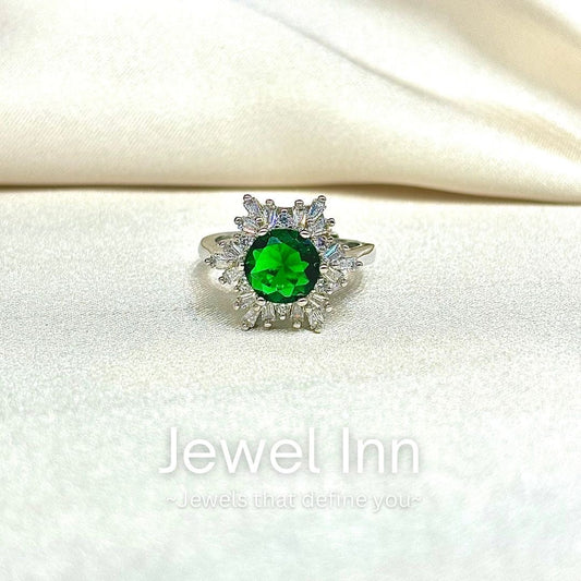 Green Oasis Ring - Jewel Inn