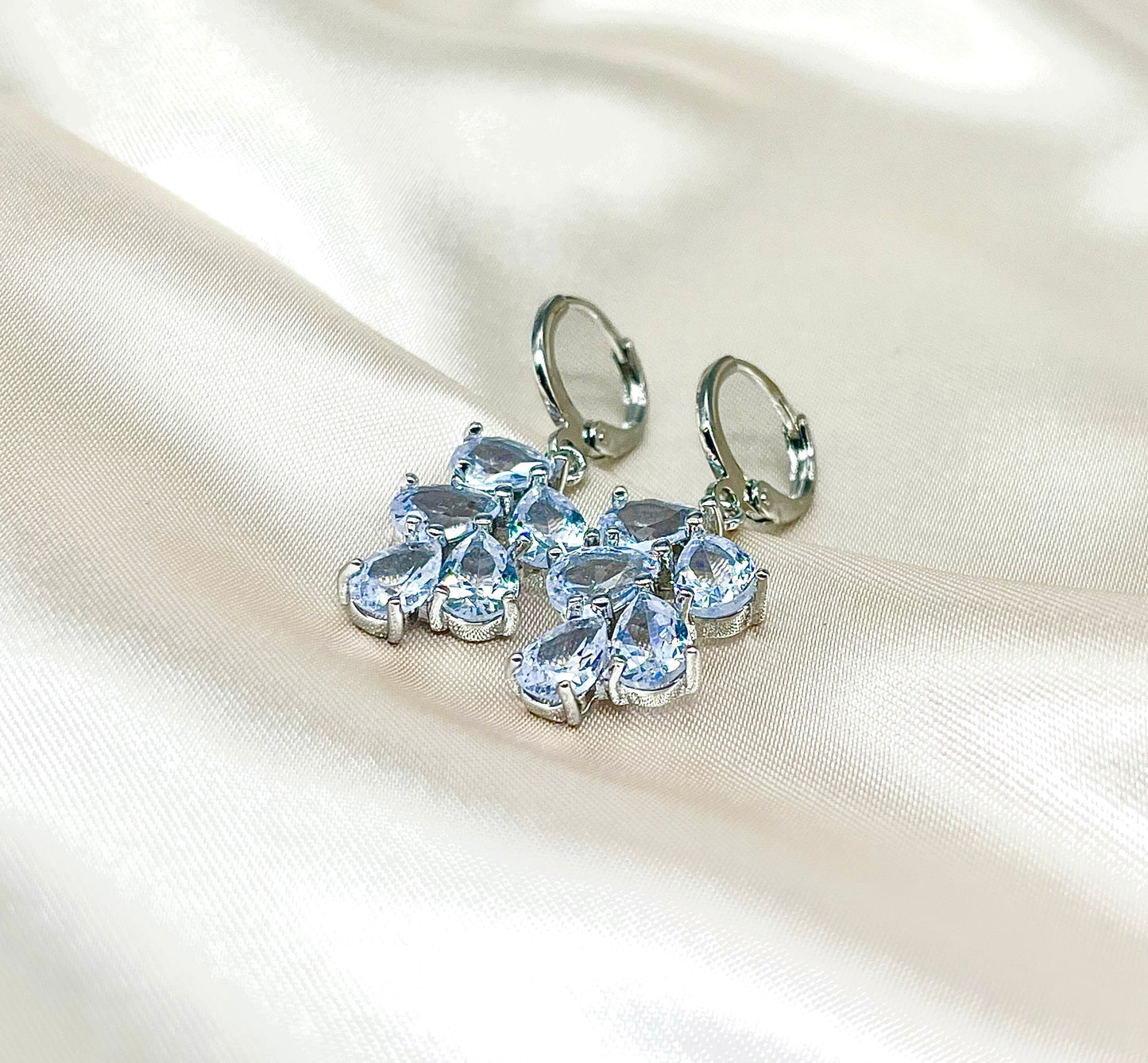 Ice crystal spark earring - Jewel Inn