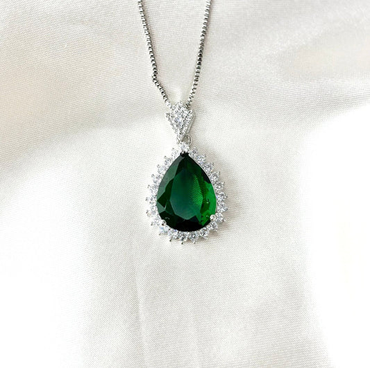 Jade Tear Drop Pendant - Jewel Inn